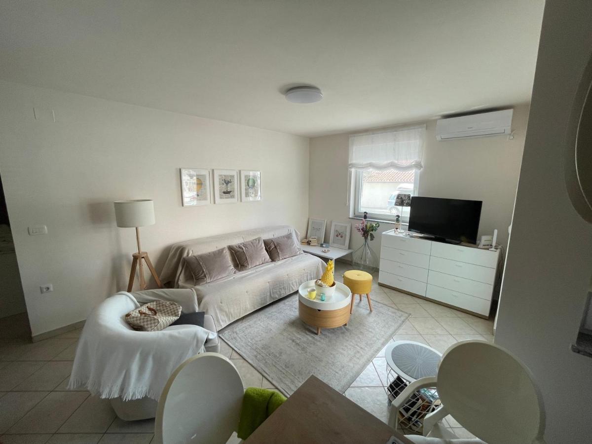 Apartment Luna Istriana Medulin Bagian luar foto